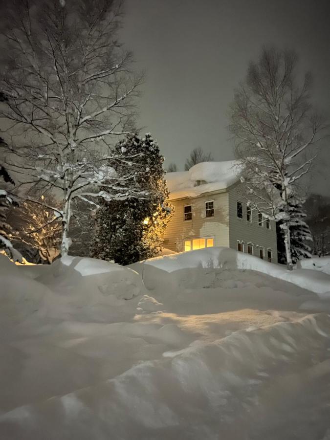 Chalet Banff - 6 Bedroom 6 Bathroom Ski Lodge นิเซโกะ ภายนอก รูปภาพ