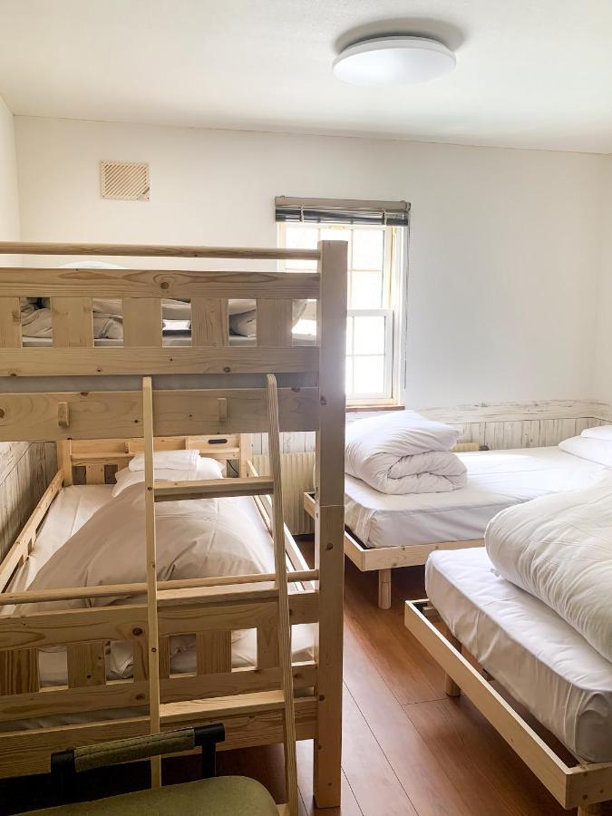 Chalet Banff - 6 Bedroom 6 Bathroom Ski Lodge นิเซโกะ ภายนอก รูปภาพ
