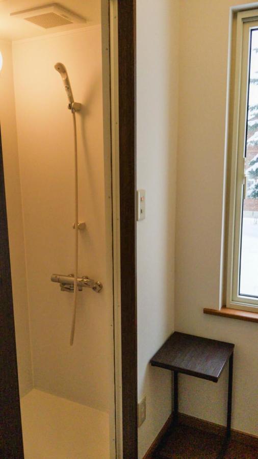 Chalet Banff - 6 Bedroom 6 Bathroom Ski Lodge นิเซโกะ ภายนอก รูปภาพ